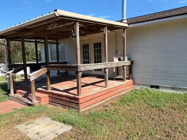 173 Morris Lane N, Huntsville, TX 77320 - #2