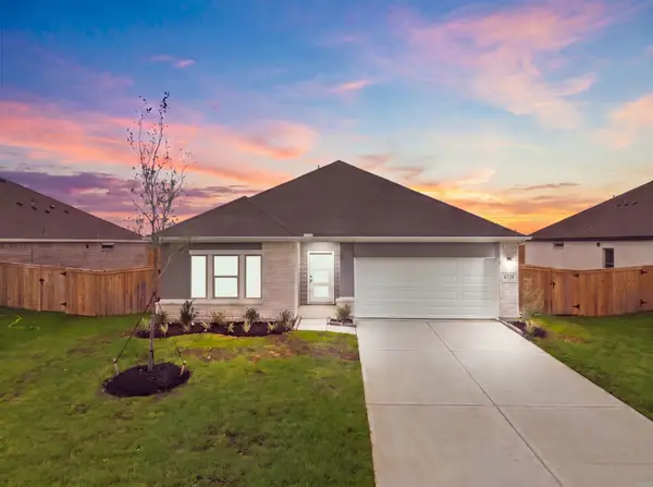 6719 Pebble Bluff Court, Cove, TX 77523