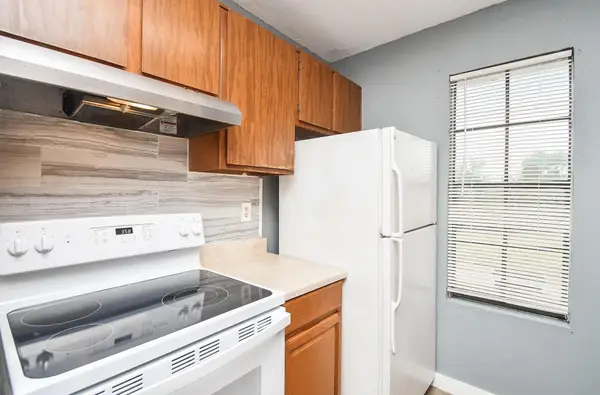8323 Wilcrest Drive #17008, Houston, TX 77072