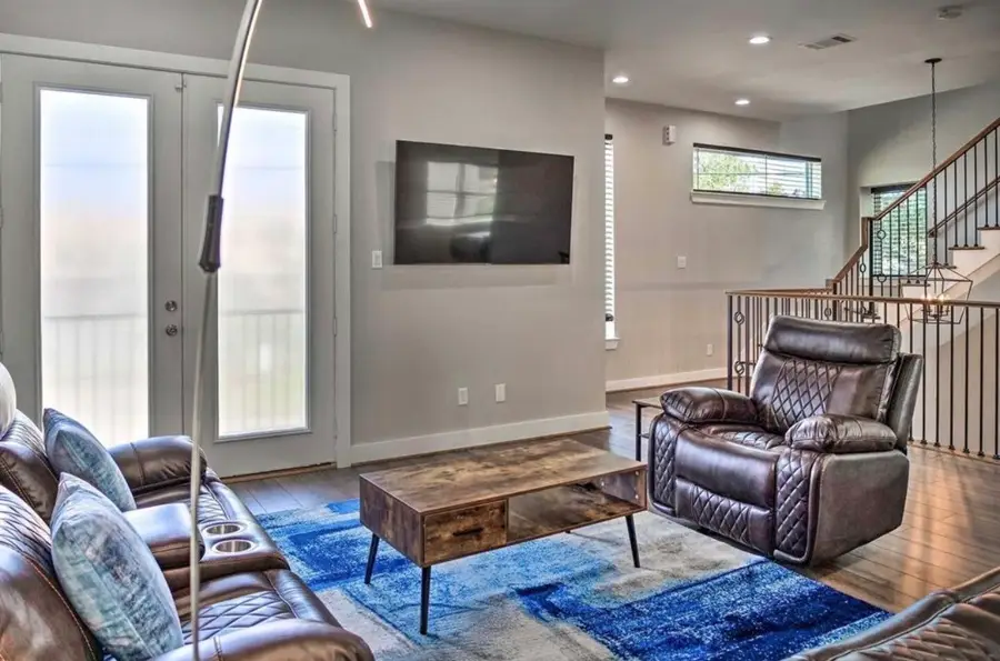 6403 Bowling Green Street, Houston, TX 77021 - #3