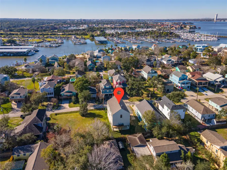 701 Pine Road, Clear Lake Shores, TX 77565 - #3