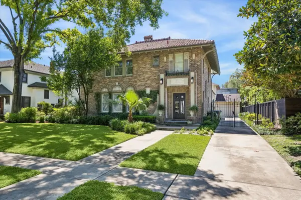 220 Westmoreland Street, Houston, TX 77006