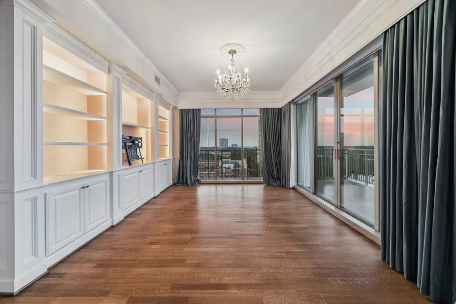 1100 Uptown Park Boulevard #102, Houston, TX 77056 - Image #3