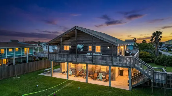 16538 Jean Lafitte Road, Jamaica Beach, TX 77554