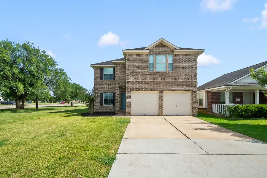 101 Cacao Street, Lake Jackson, TX 77566 - #2