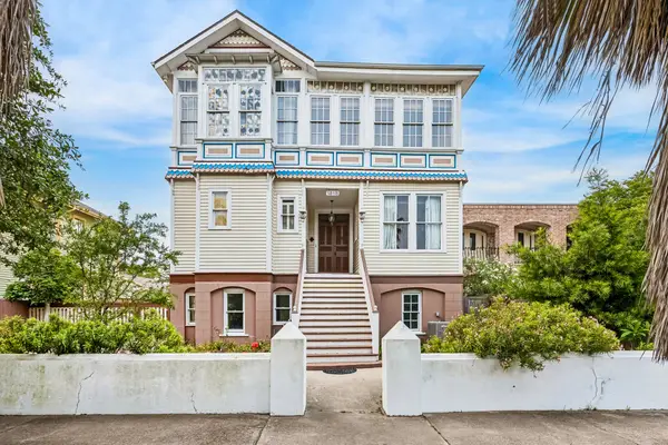 1818 Broadway Street, Galveston, TX 77550