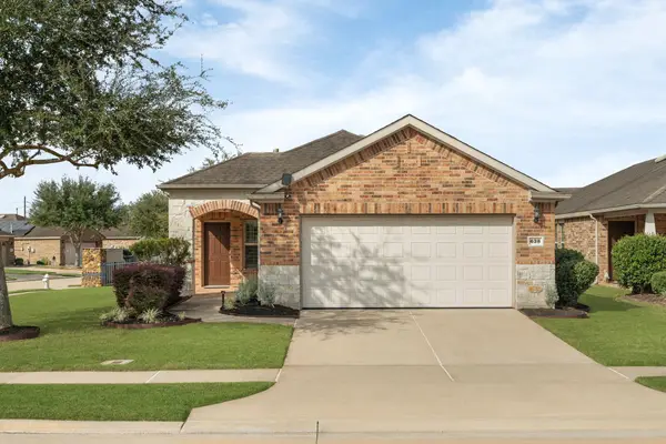 638 Saffron Plum Lane, Richmond, TX 77469