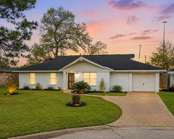 10302 Willowisp Drive, Houston, TX 77035