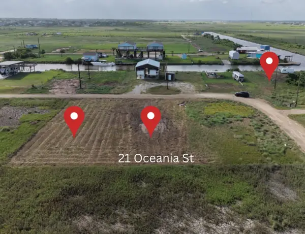 21 Oceania Street, Sargent, TX 77414