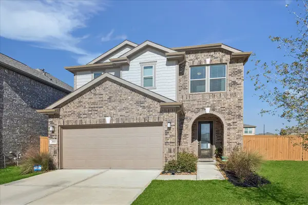 2933 Shimmer Edge Drive, Katy, TX 77493