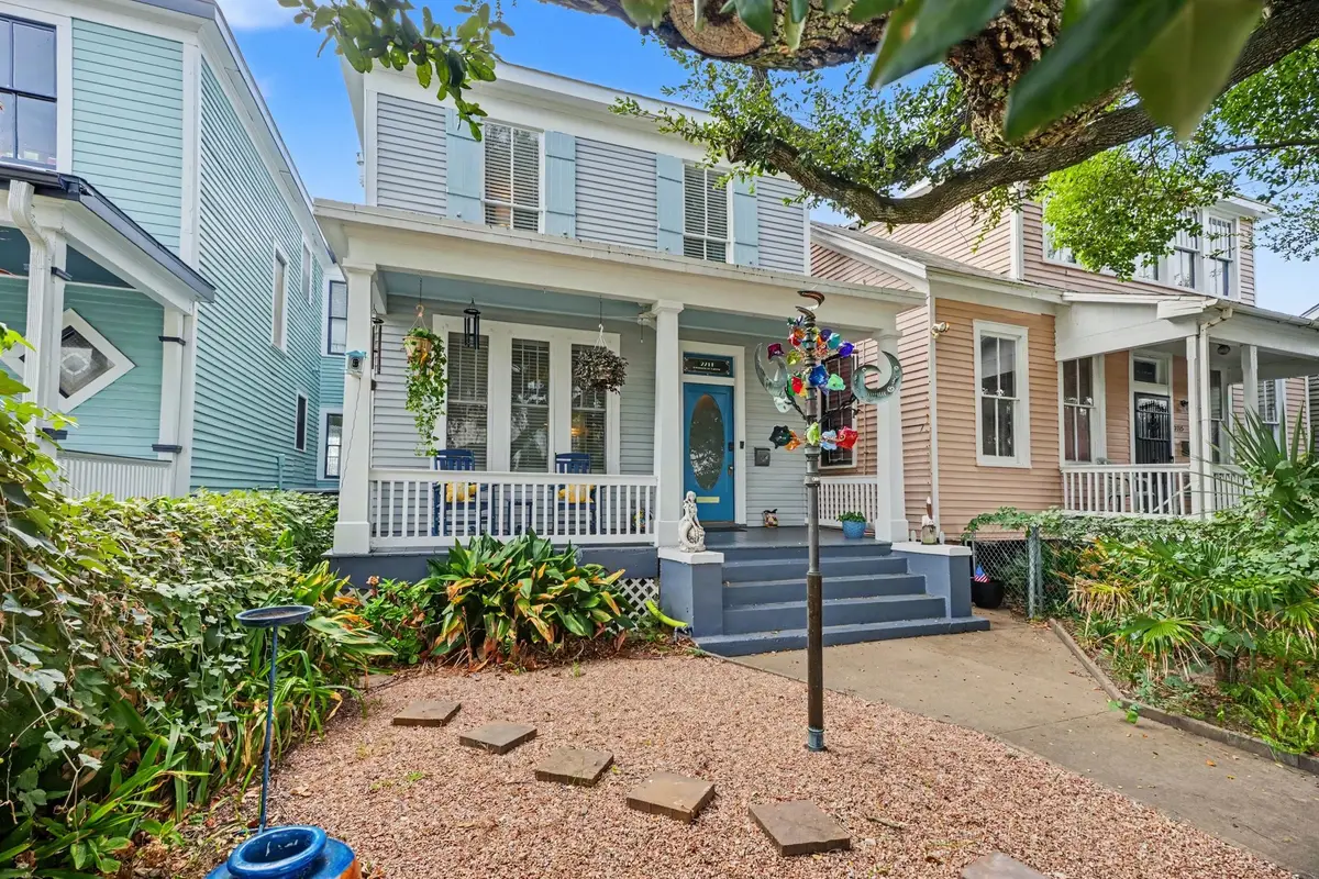 2211 Bernardo De Galvez Avenue, Galveston, TX 77550 - #1