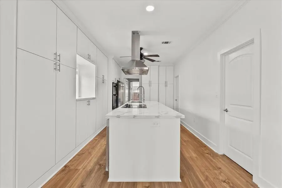 7013 Corsicana Street, Houston, TX 77020 - Image #2