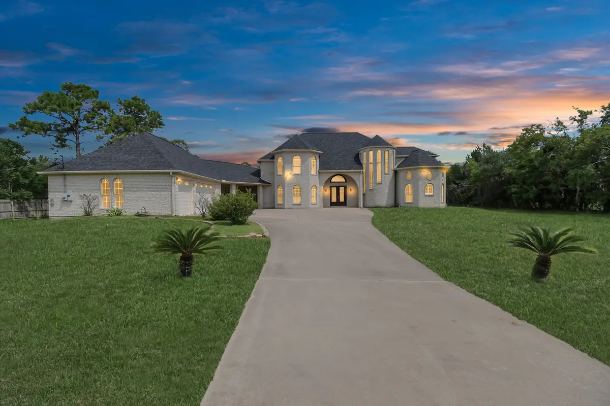 1321 E Archer Road, Baytown, TX 77521 - #1
