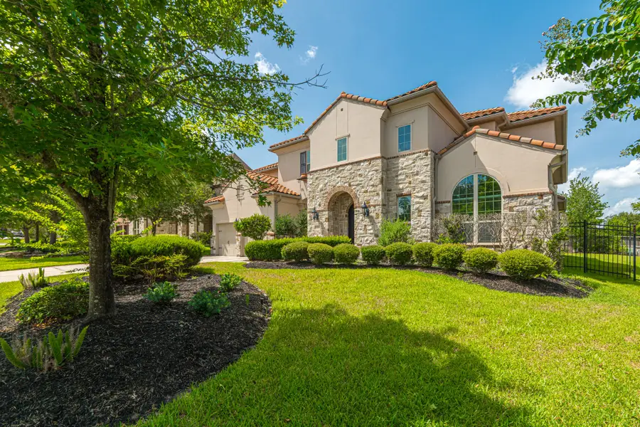 19 Brittany Rose Place, The Woodlands, TX 77375 - #3