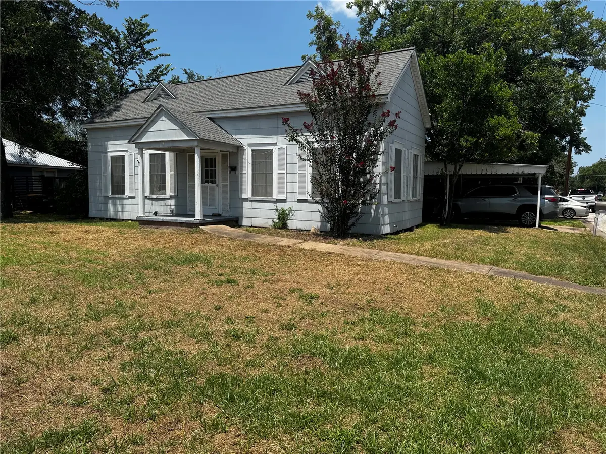 559 Madison, La Grange, TX 78945 - #1