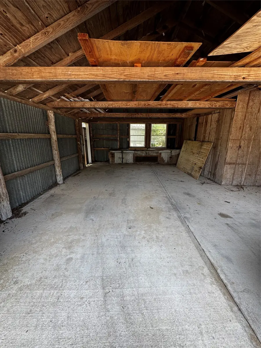 559 Madison, La Grange, TX 78945 - #2