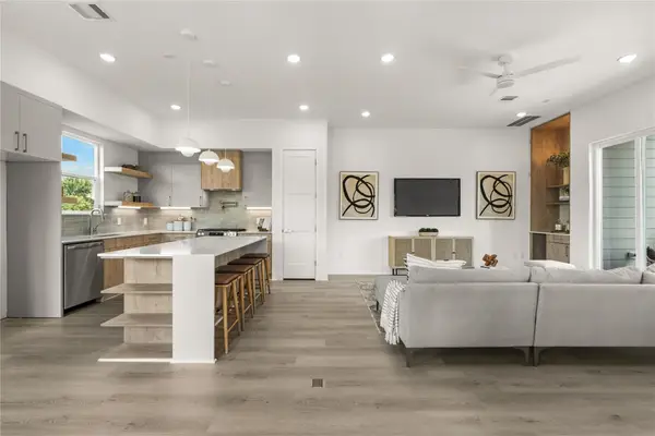 915 Lehman Street #B, Houston, TX 77018