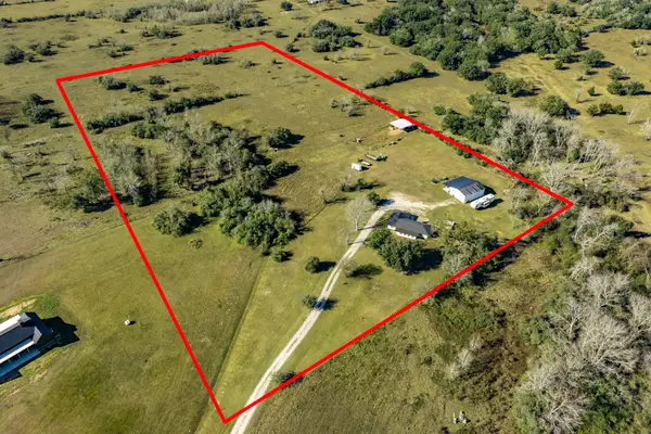 5359 County Road 397, Alvin, TX 77578