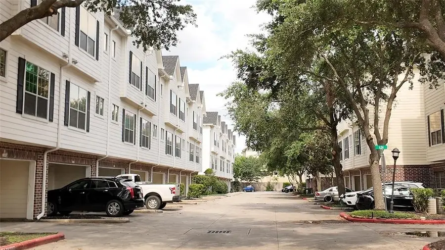 9200 Westheimer Road #604, Houston, TX 77063 - #3