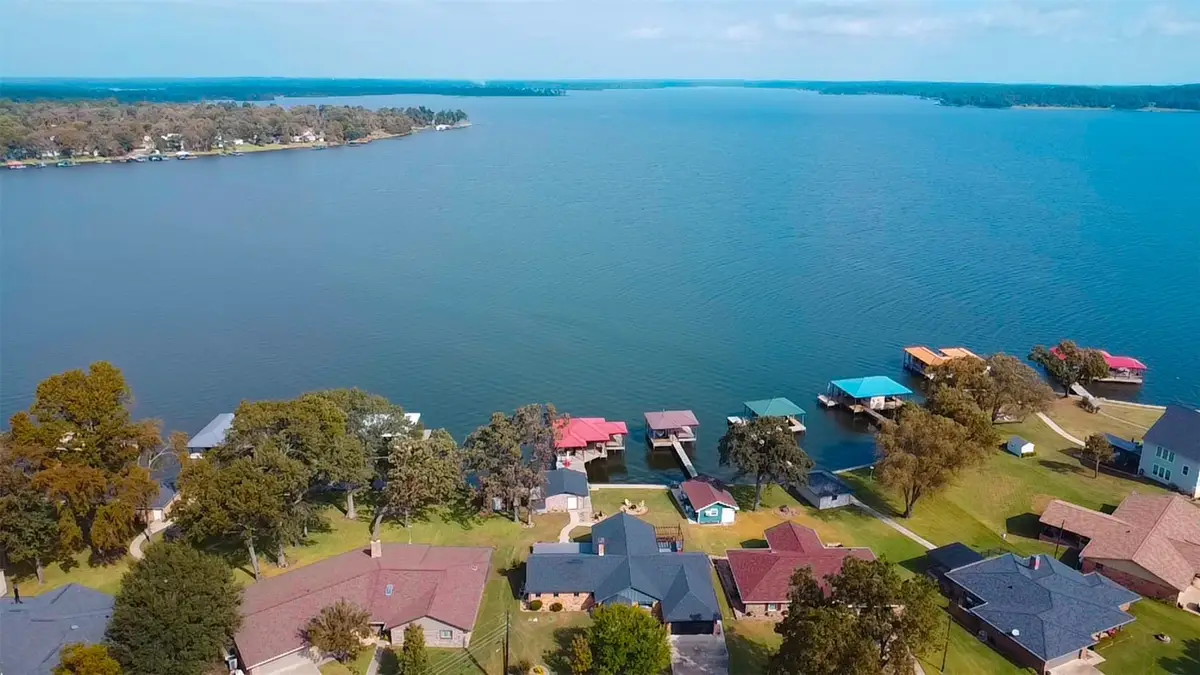 21855 S Shore Drive, Chandler, TX 75758 - Image #1