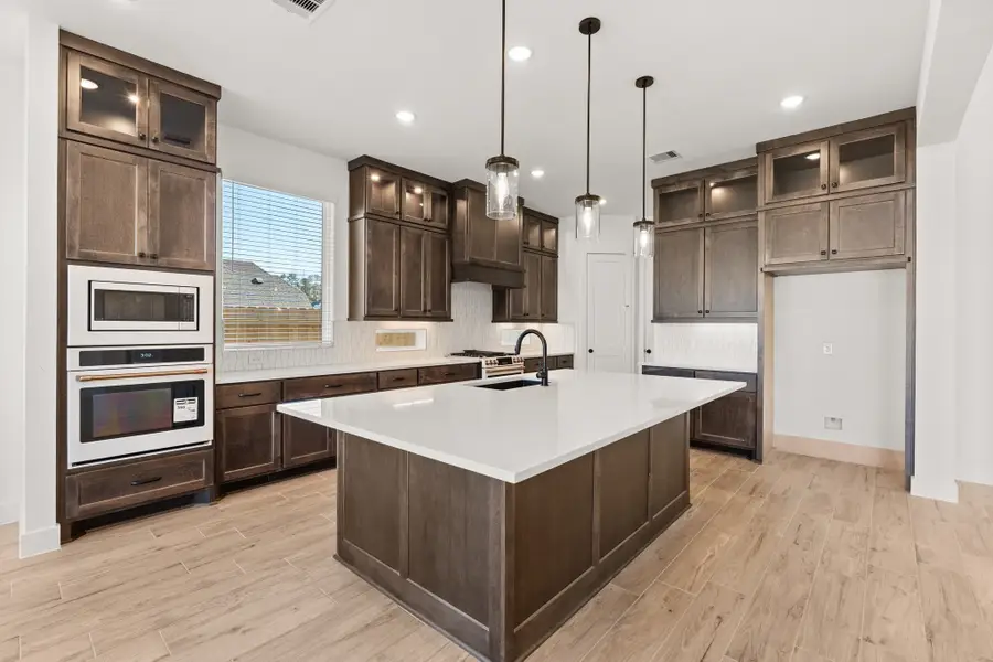 15716 Hoptree Heights Lane, Conroe, TX 77302 - Image #2