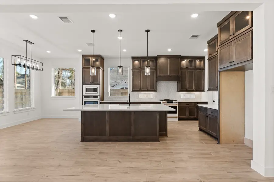 15716 Hoptree Heights Lane, Conroe, TX 77302 - Image #3