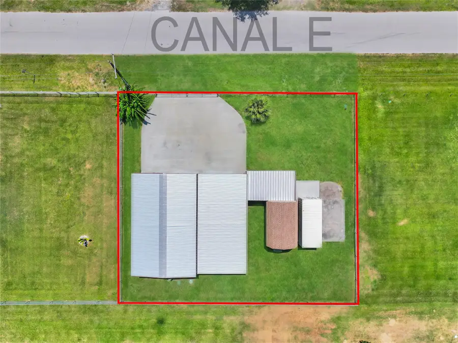 1134 E Canal East, Crystal Beach, TX 77650 - #2