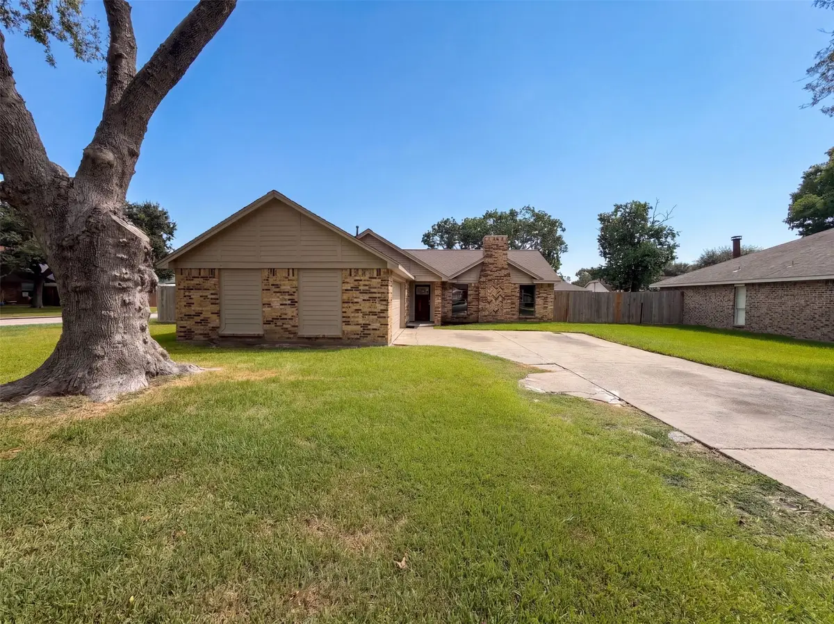 10942 Collingswood Drive, La Porte, TX 77571 - #1