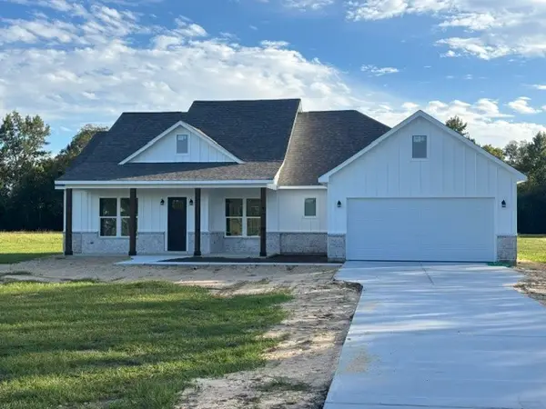 838 County Road 2352, Liberty, TX 77575