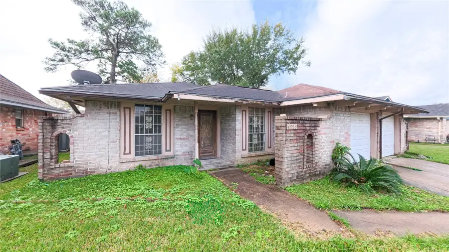 4223 Fallen Oaks Drive, Houston, TX 77091 - Image #2