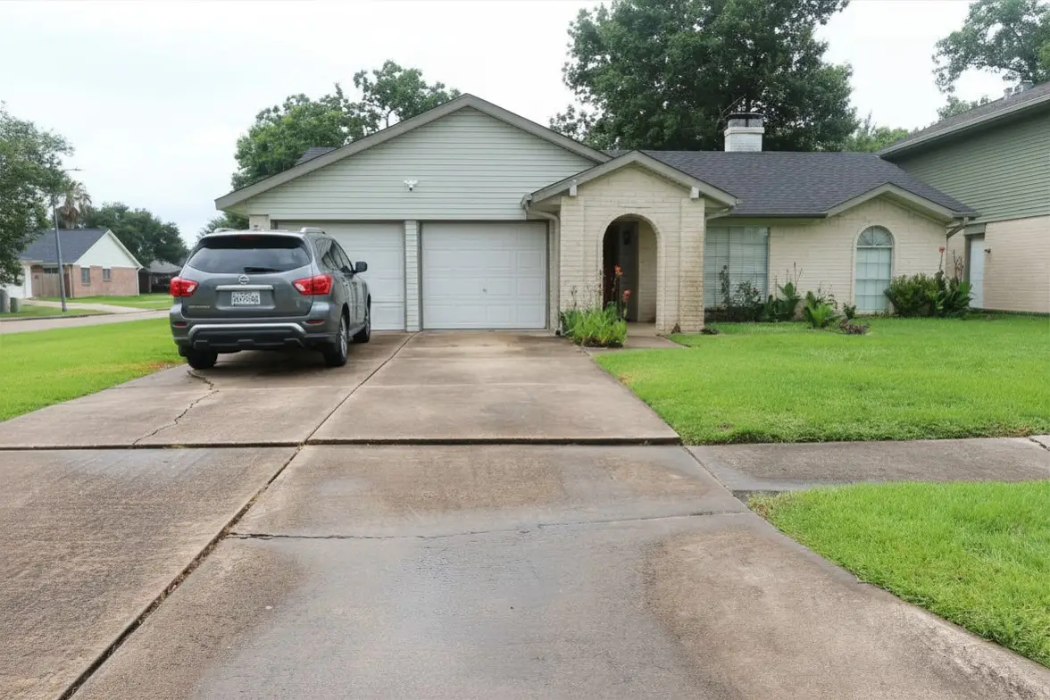 7318 Towerview Lane, Stafford Missouri City, TX 77489 - #1