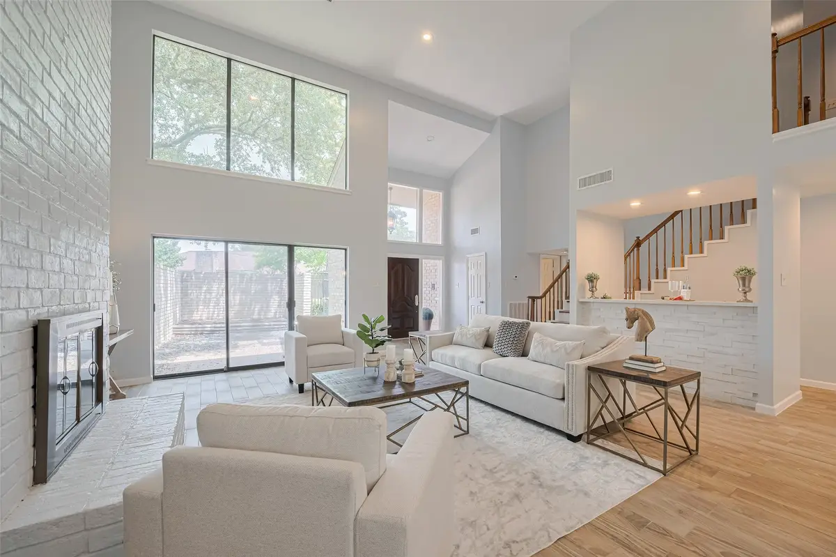 15600 Barkers Landing Road #20, Houston, TX 77079 - Image #1