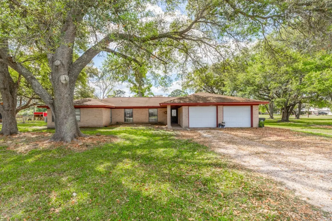 15838 Phend Road, Hamshire, TX 77622 - #1