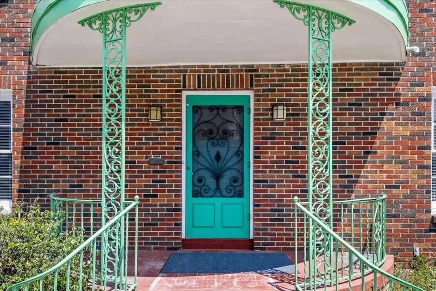 2719 Capitol Street, Houston, TX 77003 - #2