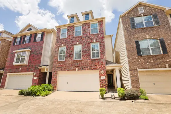 3414 Skyline Village Drive, Houston, TX 77057