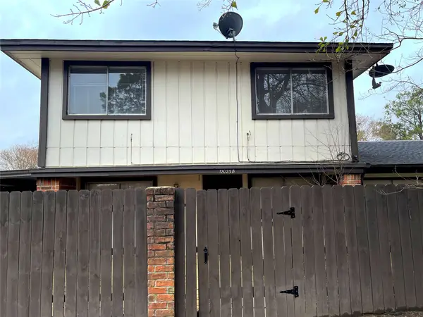 12023 Greenwood Forest Drive #B, Houston, TX 77066