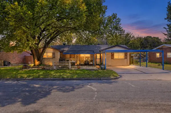 357 W Southern Avenue, Saginaw, TX 76179