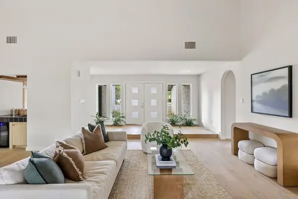 10707 Pinehurst Drive, Austin, TX 78747