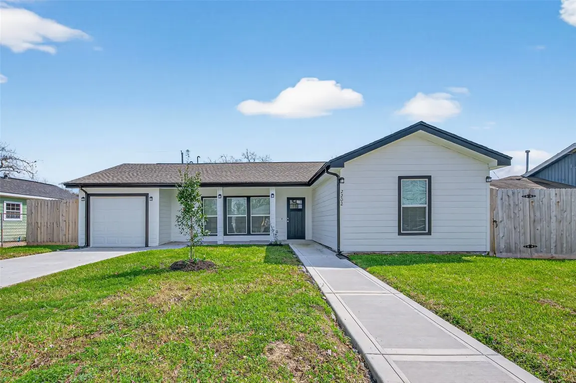 2202 Alabama Street, Baytown, TX 77520 - #1