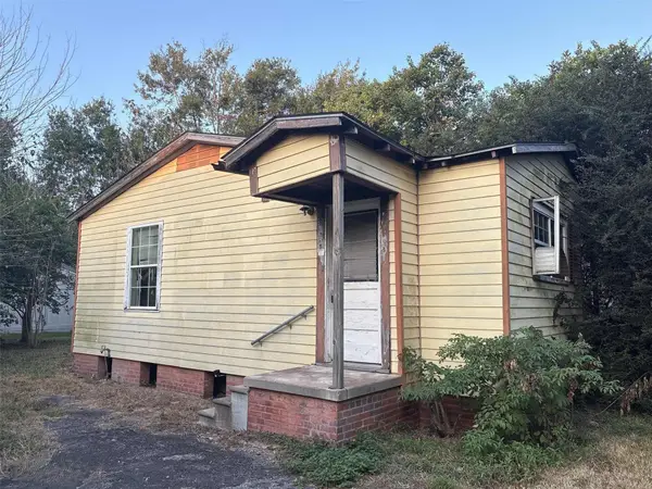 603 Pearl Street, Baytown, TX 77520