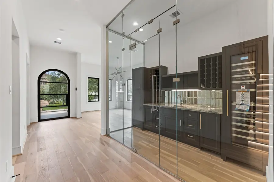 316 W 30th Street, Houston, TX 77018 - #2