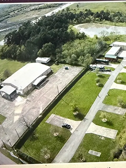 CR 146 Highway 6, Alvin, TX 77511