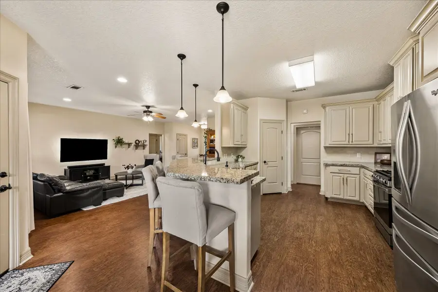 105 Blue Jay Drive, Richwood, TX 77566 - #2