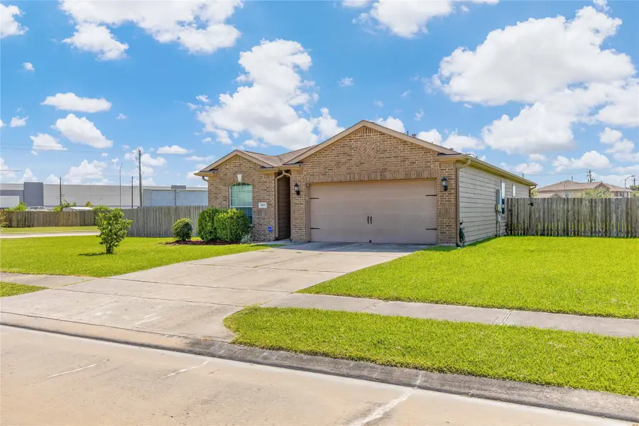 6903 Musclewood Road, Baytown, TX 77521 - #2