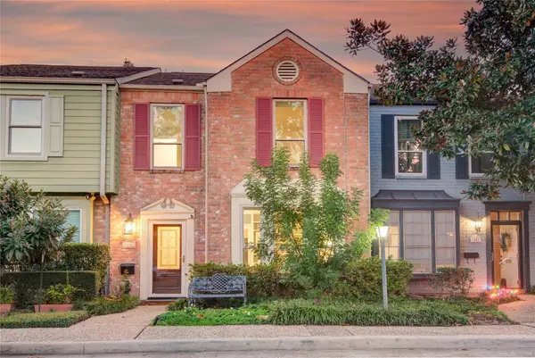 7449 Brompton Street #7449, Houston, TX 77025