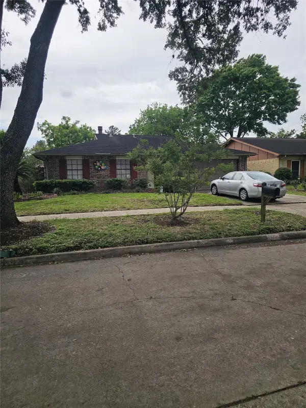 2203 Mustang Springs Drive, Missouri City, TX 77459