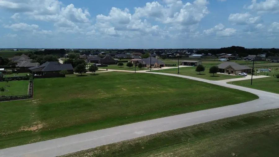 5625 Longhorn Trail, Sealy, TX 77474 - #2