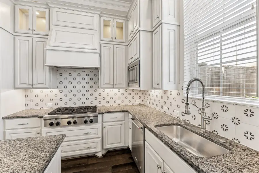 3622 Somerset York Lane, Houston, TX 77055 - #3