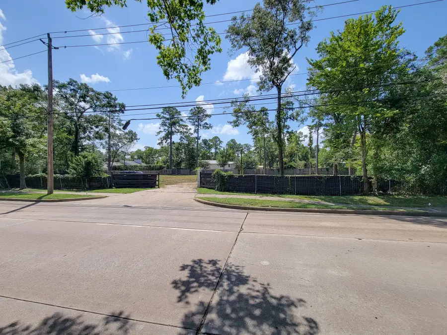 11439 Memorial Drive, Houston, TX 77024 - Image #2
