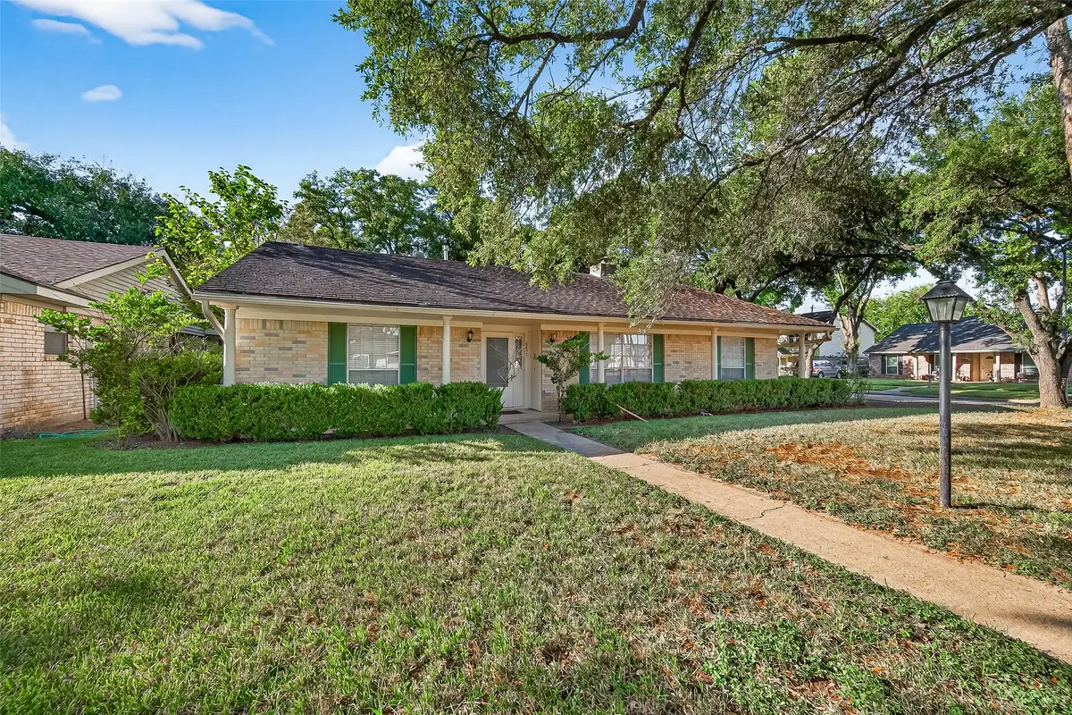 9602 S Petersham Drive, Houston, TX 77031 - #1